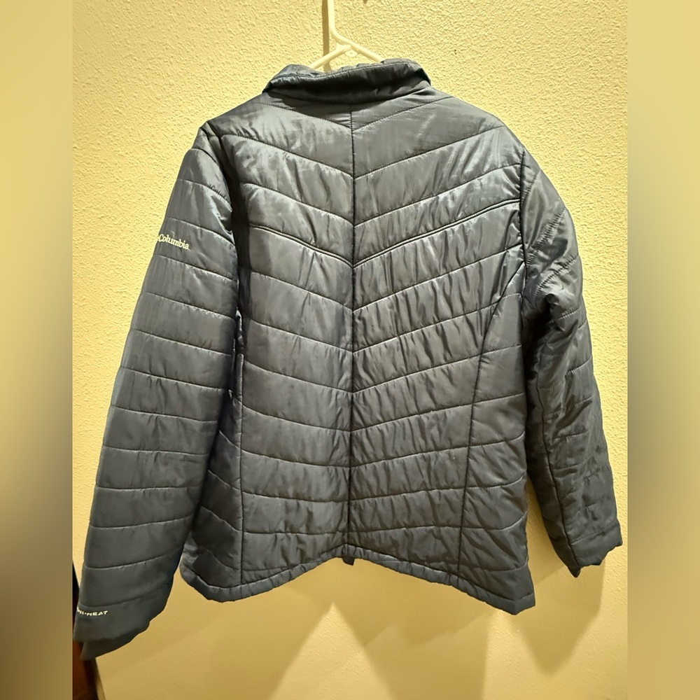 Columbia Women's Quilted Puffer Jacket - Navy - Picture 2 of 7